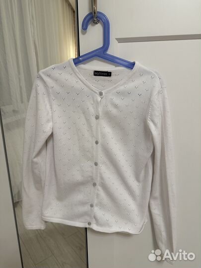 Кофта на пуговицах для девочек 8-10 лет