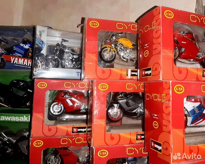 Модель мотоцикла 1:18