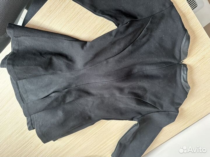 Кофта с баской