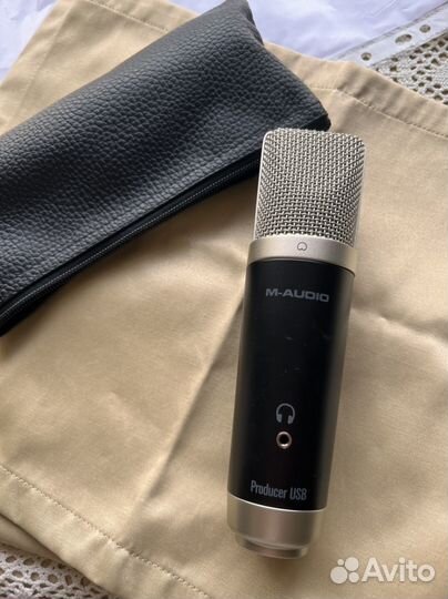 Студийный микрофон