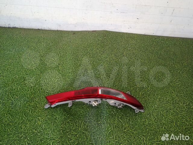 Фонарь правый низ Kia Sportage 10-15 ориг