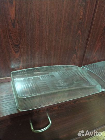 Стекло на фару новые Фольксваген т4