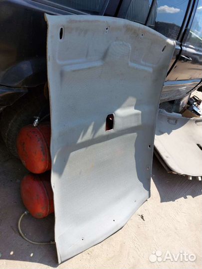 Обшивка крышки. Потолок. Hyundai Accent. 2008г