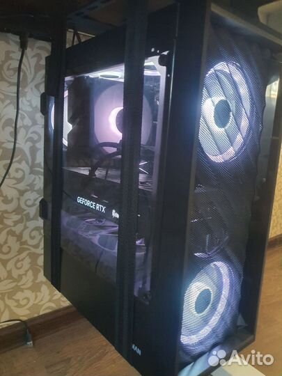 Игровой компьютер RTX 4070ti R7 5800x 32GB 1TB SSD