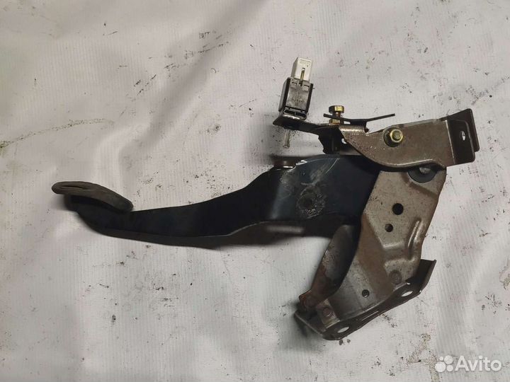 Педаль тормоза Мазда 6 GG