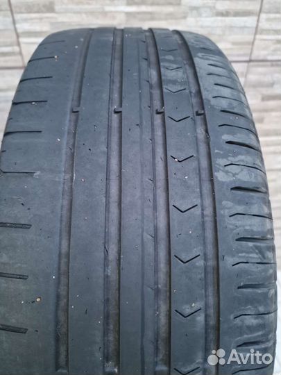 Continental ContiPremiumContact 5 215/60 R16 95H