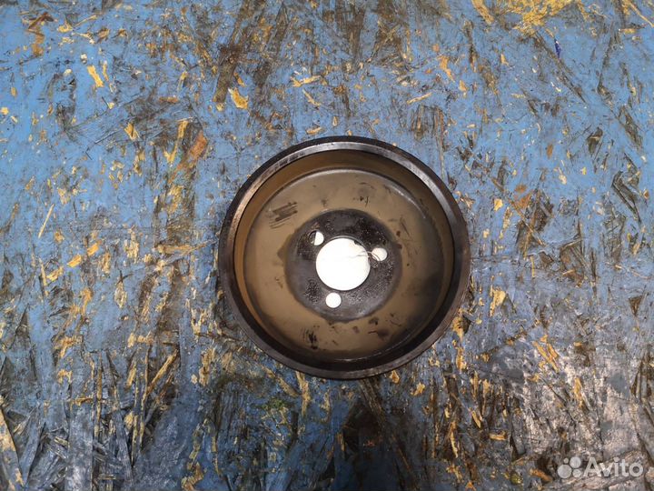 Шкив помпы Opel Zafira 2 (B) (2005 - 2008)