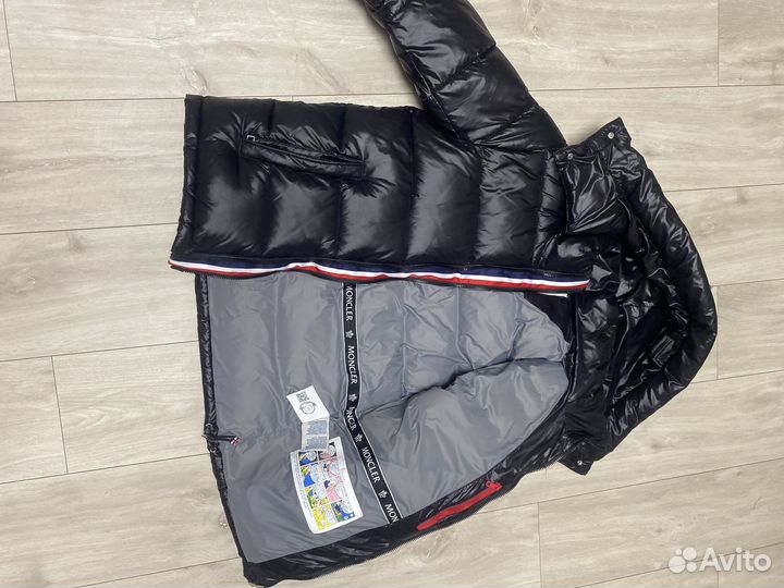 Пуховик зимний мужской moncler