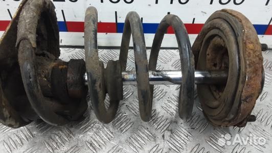 Стойка задняя левая nissan X-trail T30 (FML08SJ01)