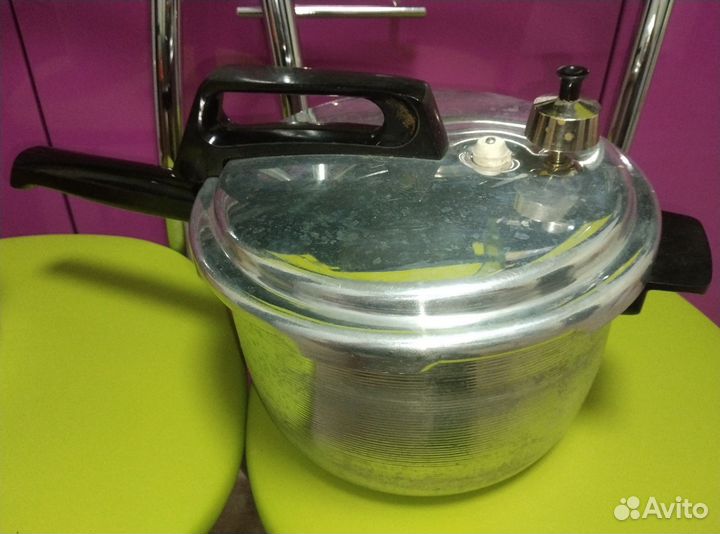 Скороварка СССР 4л.новая, Кремосбивалка СССР