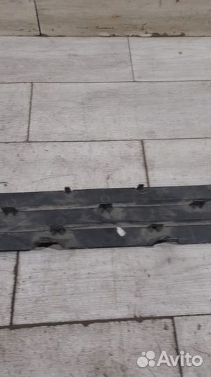 Решетка переднего бампера Peugeot 408 С 2012 По