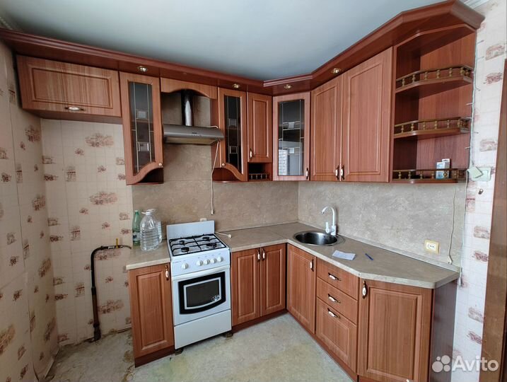 Кухонный гарнитур бу угловой