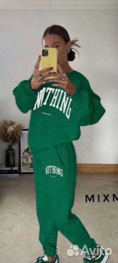 Спортивный костюм