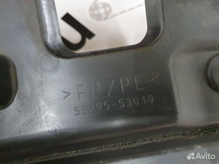 Накладка замка капота Lexus Is 250 2.5 2011