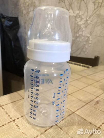 Бутылочки для кормления avent