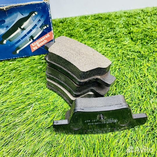 Колодки тормозные PSA C4 207 307 00- задн bosch