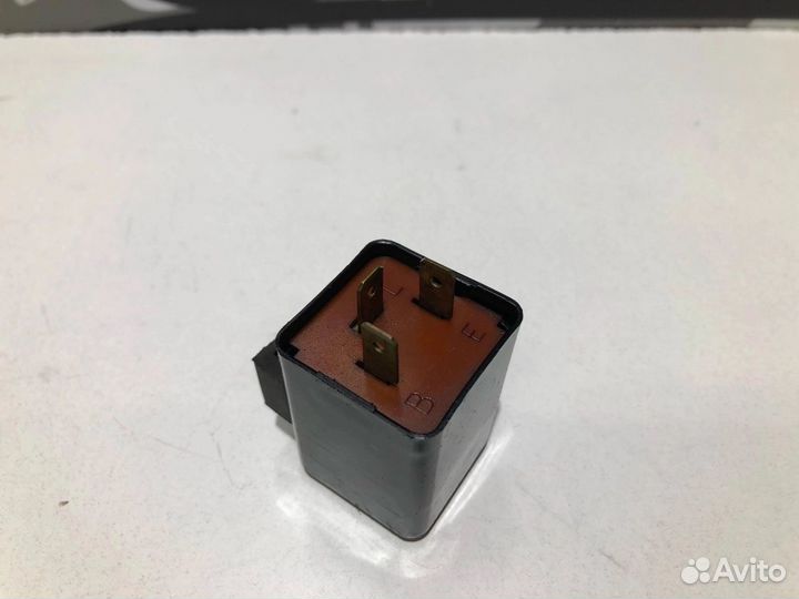 Реле поворотников Kawasaki ZZR 400-2 1994г