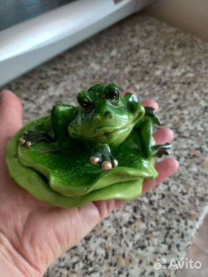 Лягушка копилка денежная