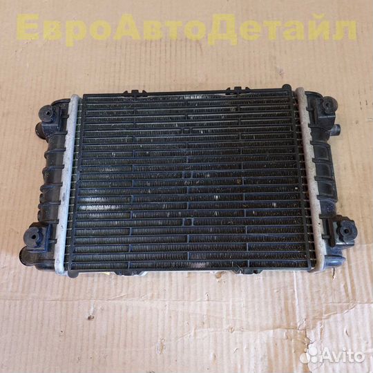 Дополнительный радиатор Audi Q7 Q8, VW Touareg CR7