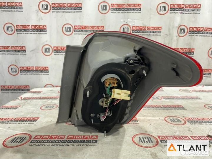 Стоп-сигнал левый toyota corolla fielder