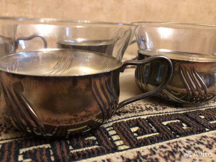 Набор стаканчиков в посеребренных подстаканниках