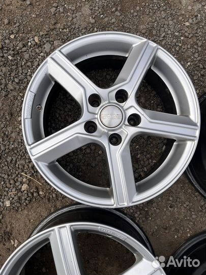 Литье R16 5/114.3 ET 45 Dia 67.1 skad