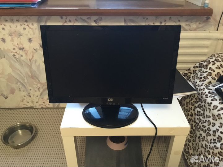 Мониторы для компьютера 21 дюйм HP и Aser