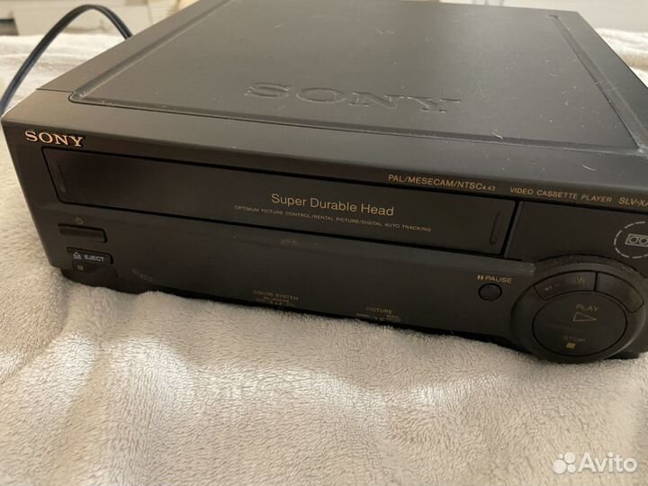 Кассетный видеомагнитофон sony