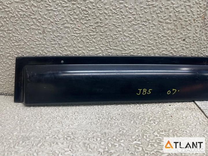 Ветровик задний левый honda life