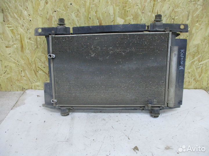 Радиатор охлаждения двигателя Тойота Королла 150
