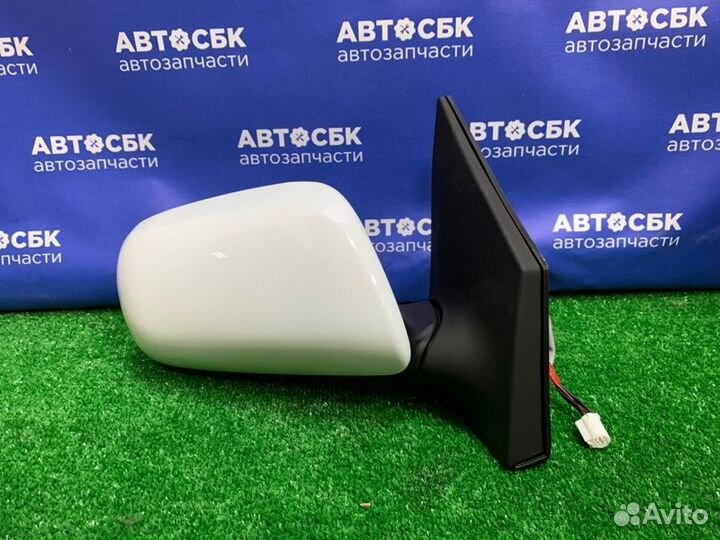 Зеркало правое Toyota Corolla ZRE152 06