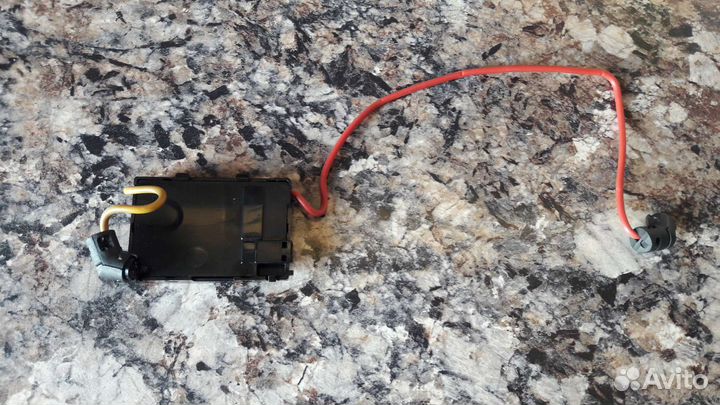 Датчик объёма сигнализации Форд AV6N-15K607-ас