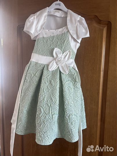 Платье для девочки нарядное