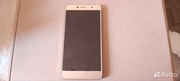Смартфон Huawei Honor 4C