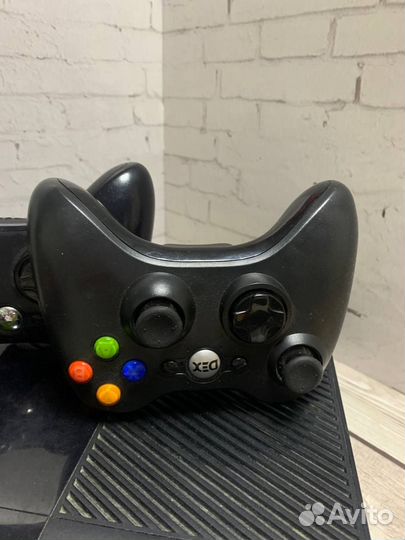 Игровая приставка xbox 360