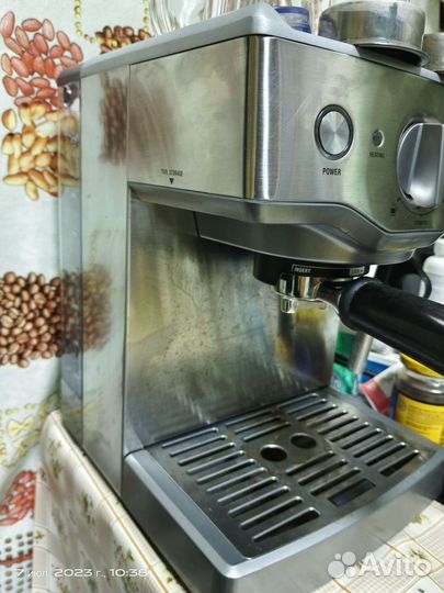 Кофеварка bork c700 рожковая