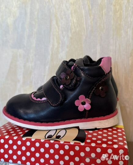 Ботинки демисезонные для девочки 22 размер