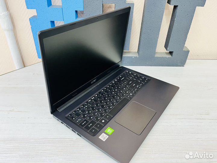 Игровой Acer i3-1005g1 MX330