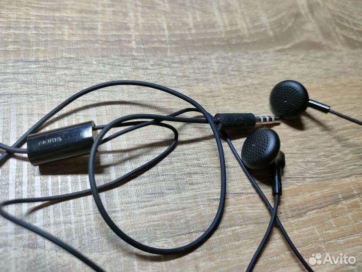 Nokia WH-108 стереогарнитура с микрофоном