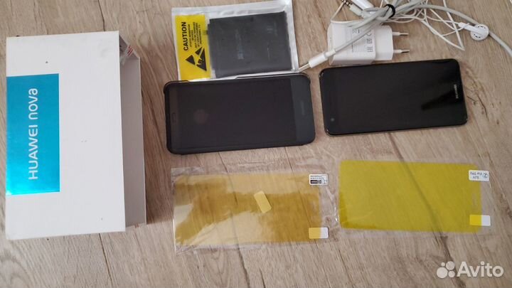 HUAWEI Nova, 3/32 ГБ