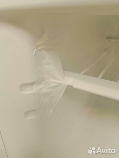 Холодильник indesit новый