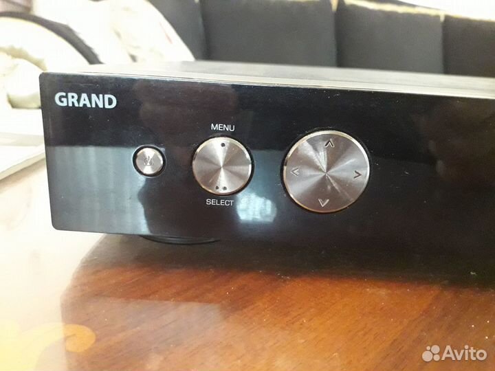 Спутниковый ресивер DrHD Grand