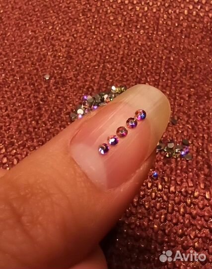 Стразы стекл. холод. фиксации (ногти, рукоделье)