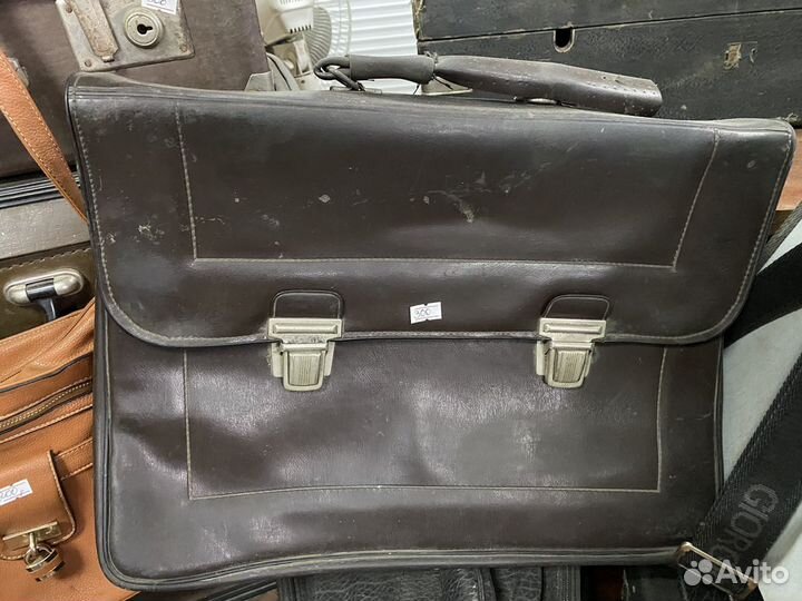 Антикварная лавка Чемоданы СССР