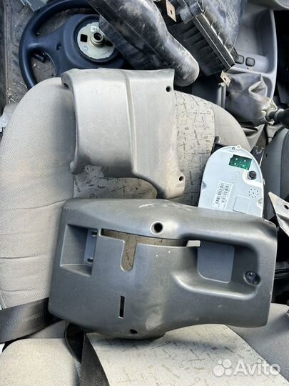 Салонный пластик лада калина 1