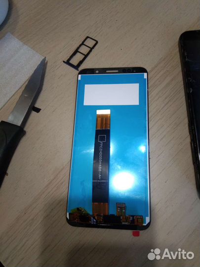 Экран Хонор 7а