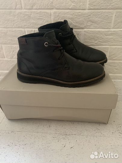 Ботинки женские 37 Lacoste