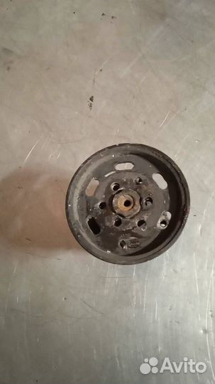 Насос гидроусилителя руля Volkswagen Golf 4 2003