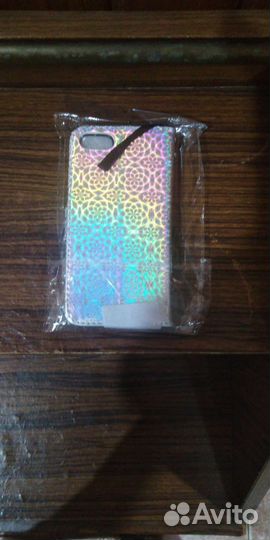 Чехол на iPhone 7новый,к моему телефону не подошел