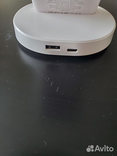 Powerbank с беспроводной зарядкой 10000 mah